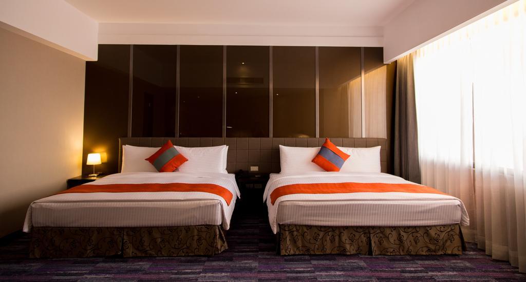 Hoya Resort Hotel Kaohsiung Luaran gambar