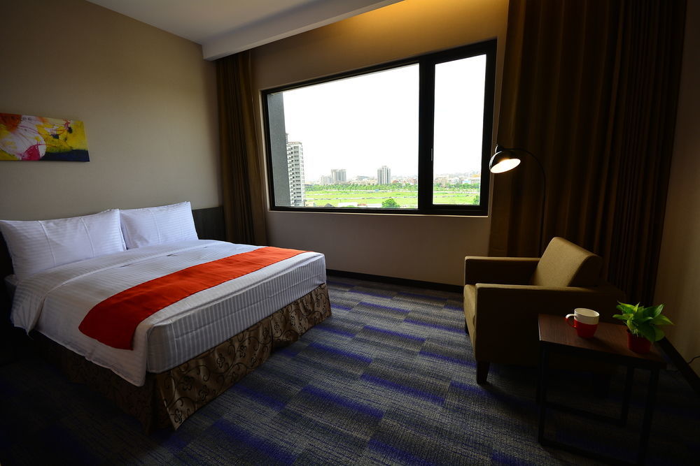 Hoya Resort Hotel Kaohsiung Luaran gambar