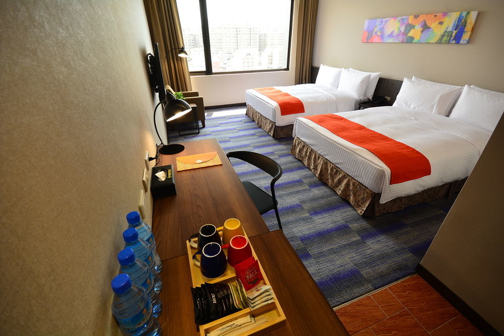 Hoya Resort Hotel Kaohsiung Luaran gambar