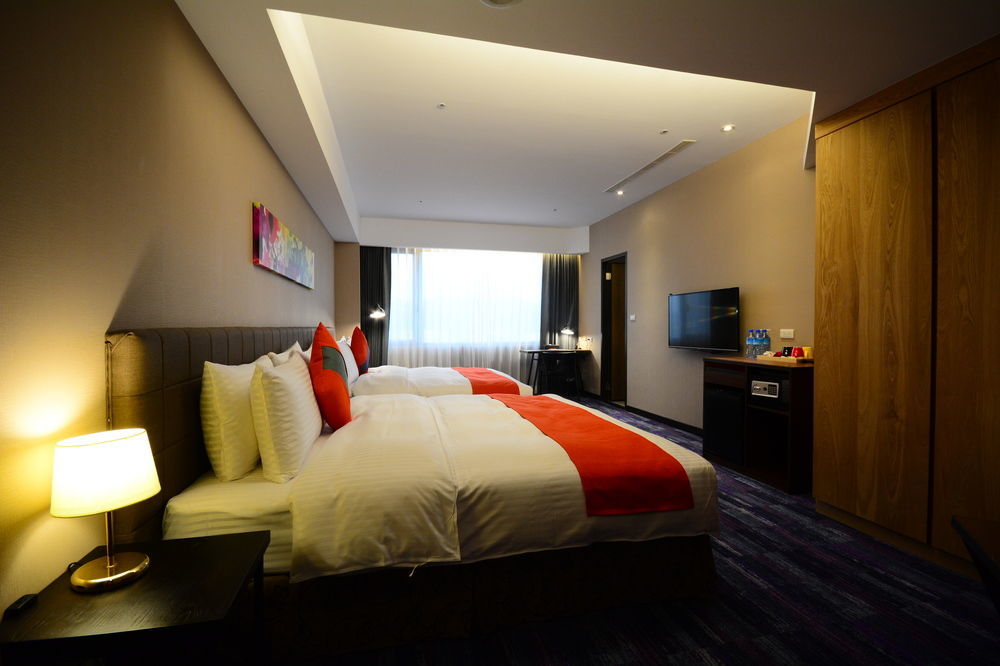 Hoya Resort Hotel Kaohsiung Luaran gambar