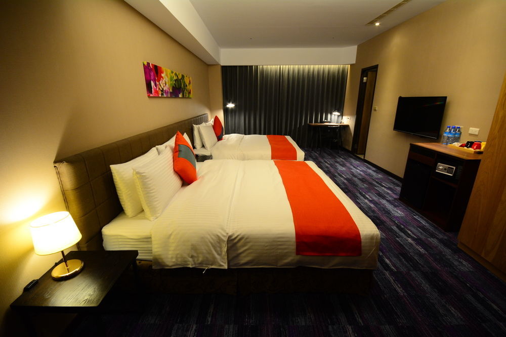 Hoya Resort Hotel Kaohsiung Luaran gambar