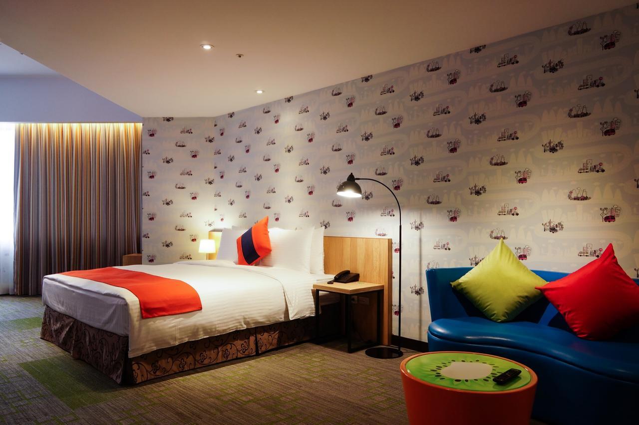Hoya Resort Hotel Kaohsiung Luaran gambar