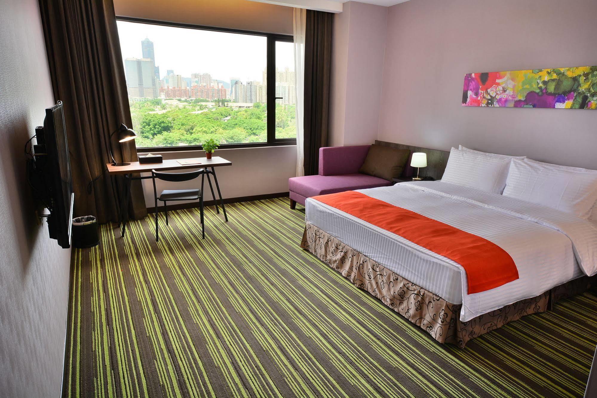 Hoya Resort Hotel Kaohsiung Luaran gambar